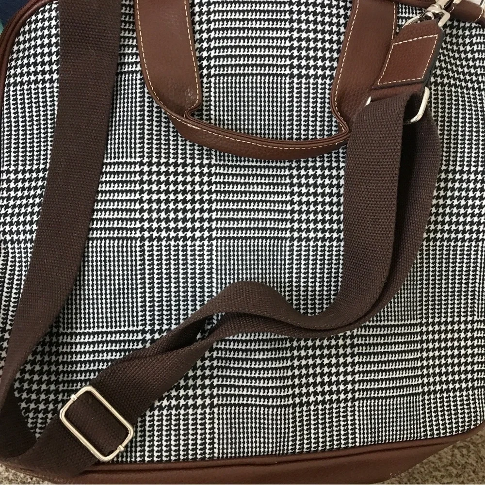 Barrington x the Honda classic houndstooth computer laptop crossbody bag